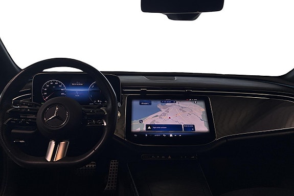 Mercedes-Benz E300 22 of 29