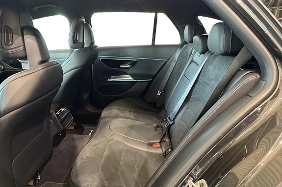 Mercedes-Benz E300 10 of 29