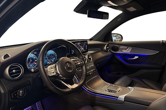 Mercedes-Benz GLC300 e 10 of 25
