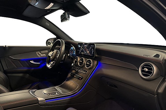 Mercedes-Benz GLC300 e 19 of 25