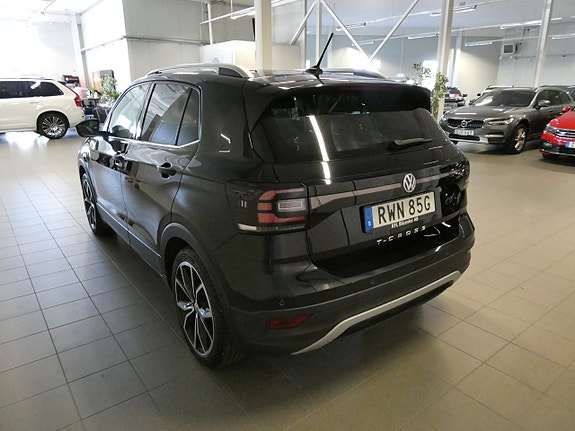 Volkswagen T-Cross 6 of 18