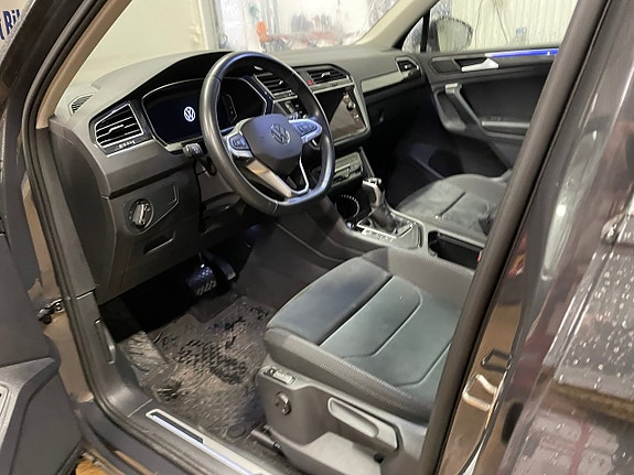 Volkswagen Tiguan 5 of 5