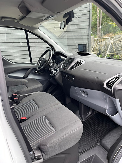 Ford Transit Custom 7 of 10