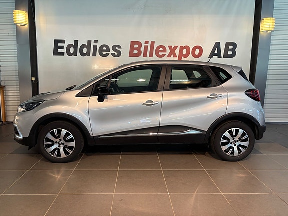 Renault Captur 2 of 11