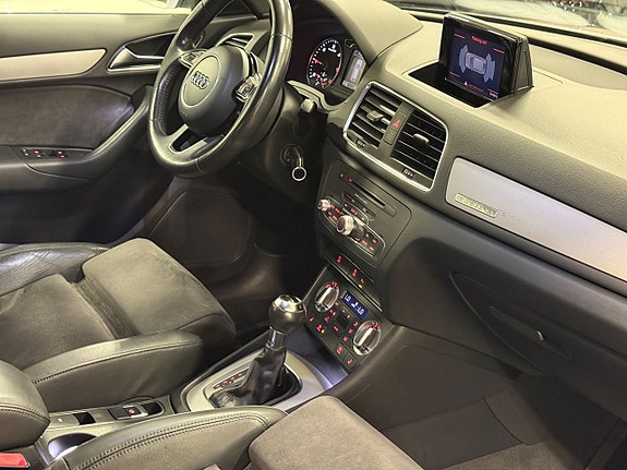 Audi Q3 17 of 21