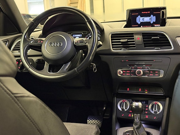 Audi Q3 19 of 21