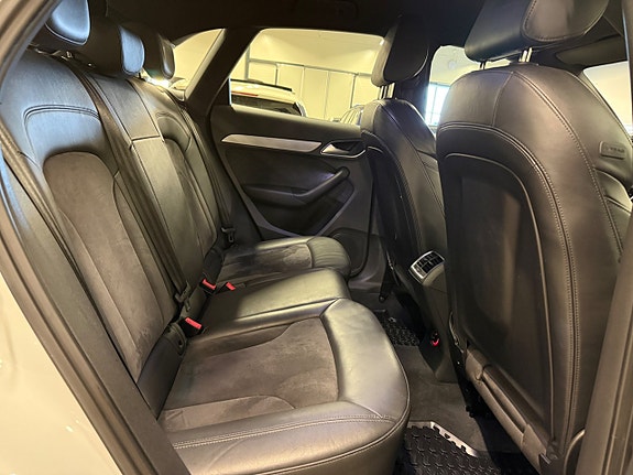 Audi Q3 20 of 21
