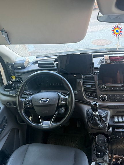 Ford Transit 2 of 5