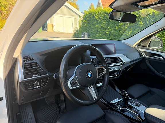 BMW X3 11 of 20