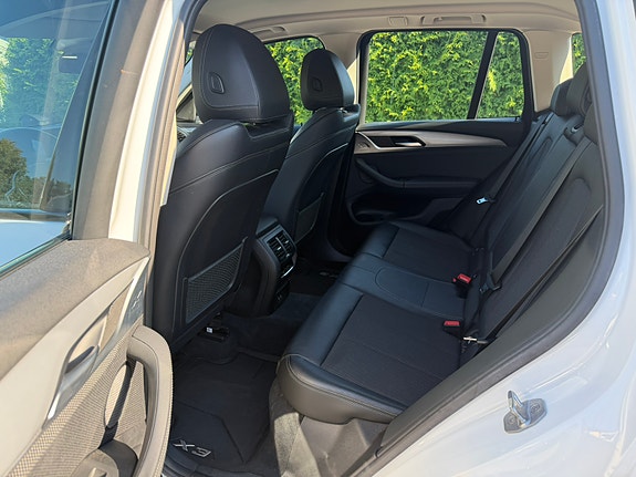 BMW X3 12 of 20