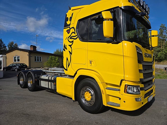 SCANIA R580 6X4 LASTVÄXLARE LYFTBAR TANDEM 2 of 7
