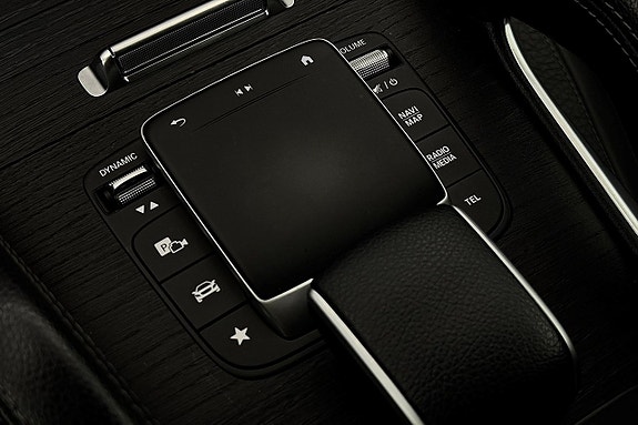 Mercedes-Benz GLE350 de 28 of 30