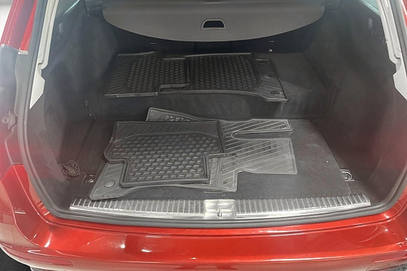 Mercedes-Benz E300 de 14 of 18