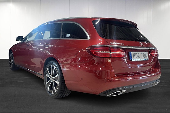 Mercedes-Benz E300 de 3 of 18