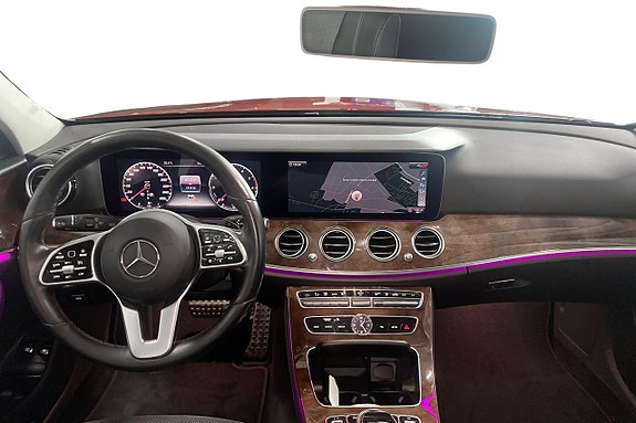 Mercedes-Benz E300 de 8 of 18
