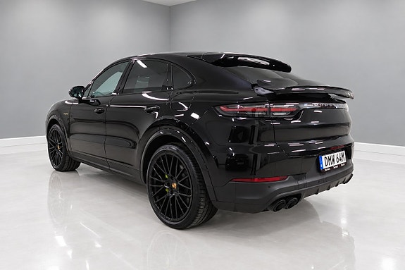 Porsche Cayenne 26 of 27