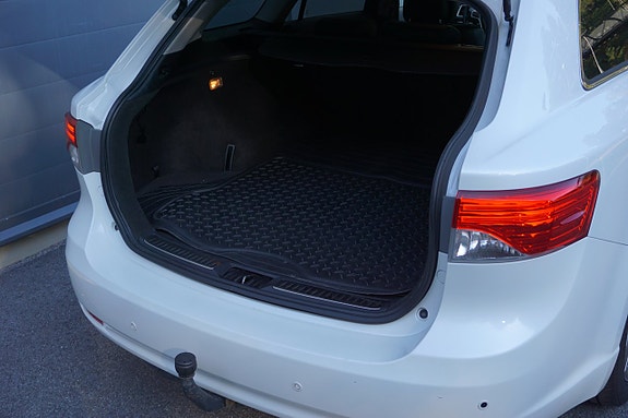 Toyota Avensis 11 of 27