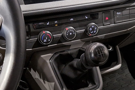 Volkswagen Transporter 14 of 14