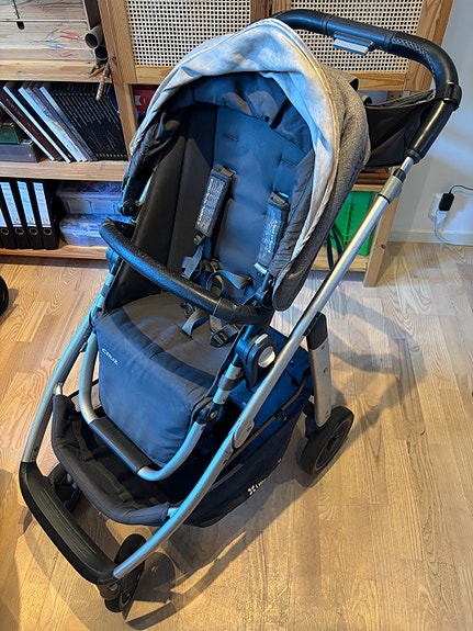 Product image 1 of 2