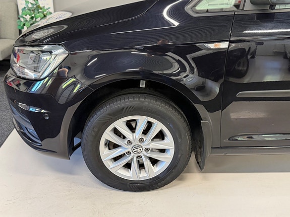 Volkswagen Caddy 26 of 27