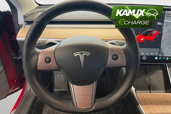 Tesla Model 3 14 of 17