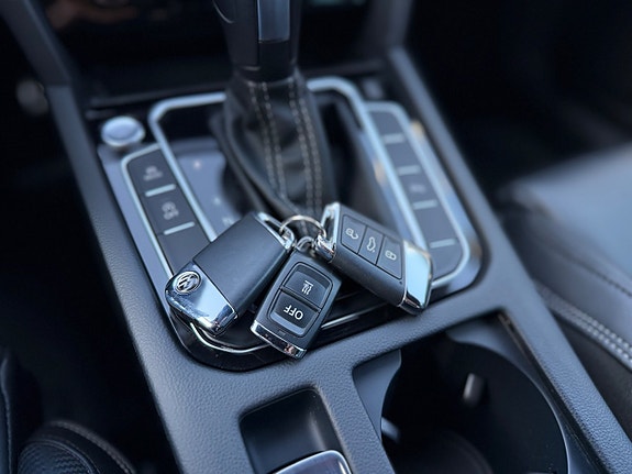 Volkswagen Passat 16 of 18