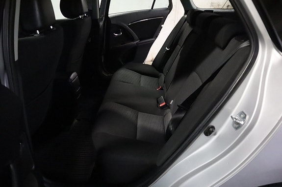 Toyota Avensis 17 of 23