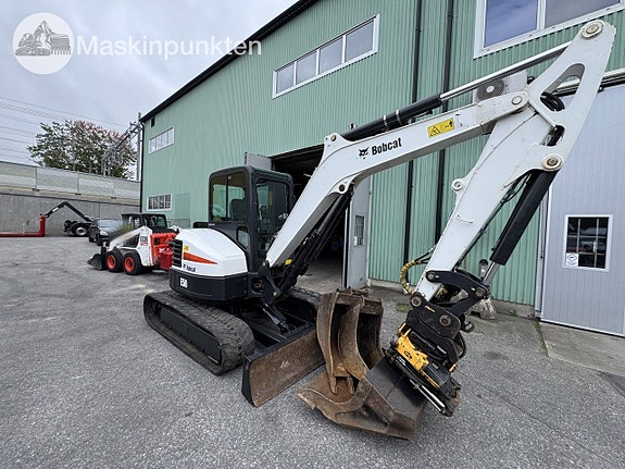 Bobcat E50 3 of 27