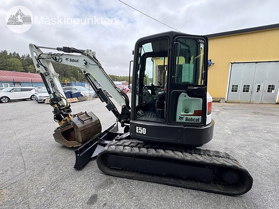 Bobcat E50 8 of 27