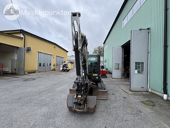 Bobcat E50 2 of 27