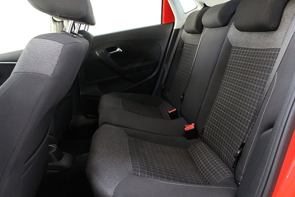 Volkswagen Polo 12 of 21