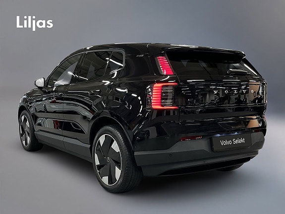 Volvo EX30 4 of 13