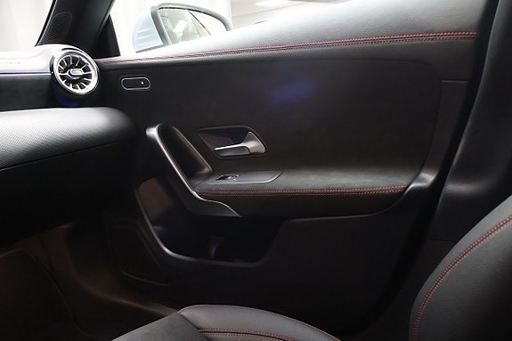 Mercedes-Benz CLA200 22 of 22