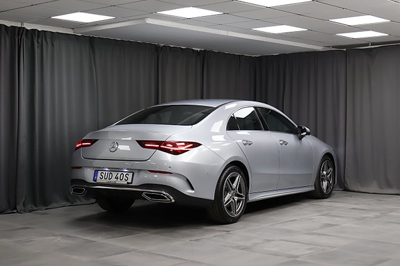 Mercedes-Benz CLA200 2 of 22