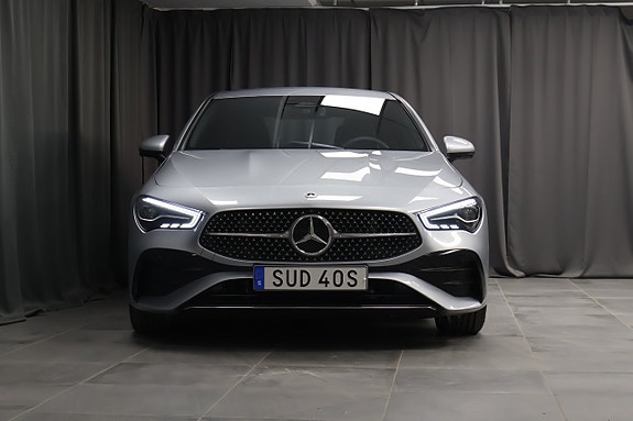 Mercedes-Benz CLA200 3 of 22