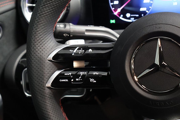 Mercedes-Benz CLA200 16 of 22