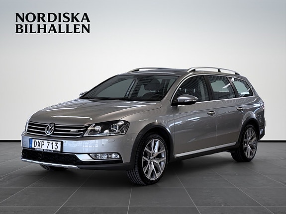 Volkswagen Passat Alltrack 3 of 17