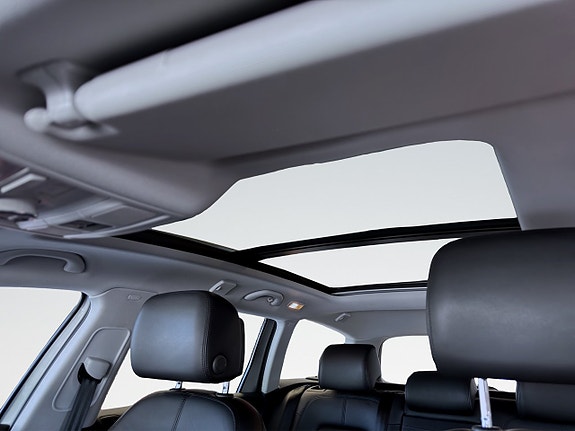 Volkswagen Passat Alltrack 6 of 17