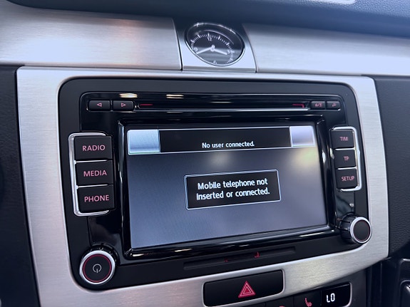 Volkswagen Passat Alltrack 11 of 17