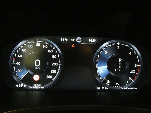 Volvo V90 Cross Country 16 of 23