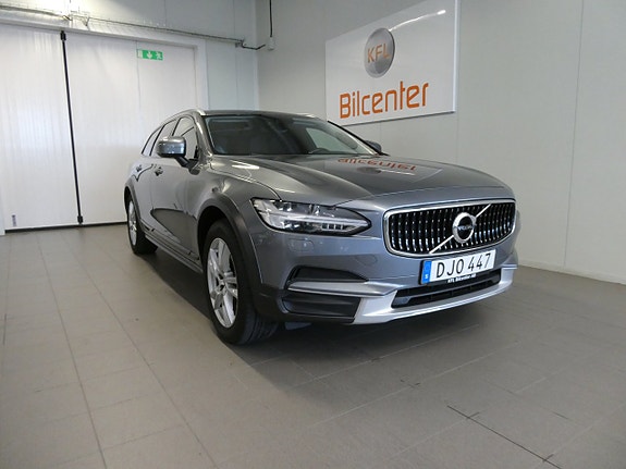 Volvo V90 Cross Country 3 of 23