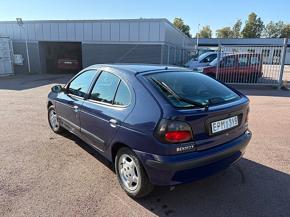 Renault Megane I 3 of 6