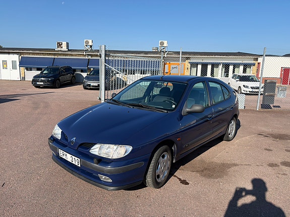 Renault Megane I 4 of 6