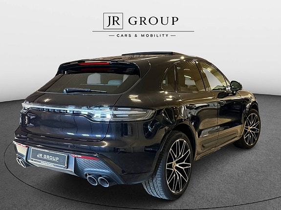 Porsche Macan GTS 4 of 15