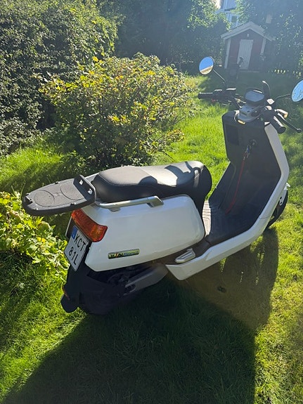 NIU N-Sport 2 of 6