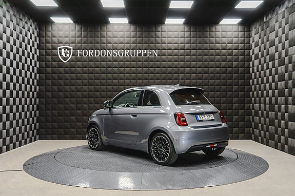 Fiat 500e 4 of 25