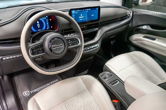 Fiat 500e 15 of 25