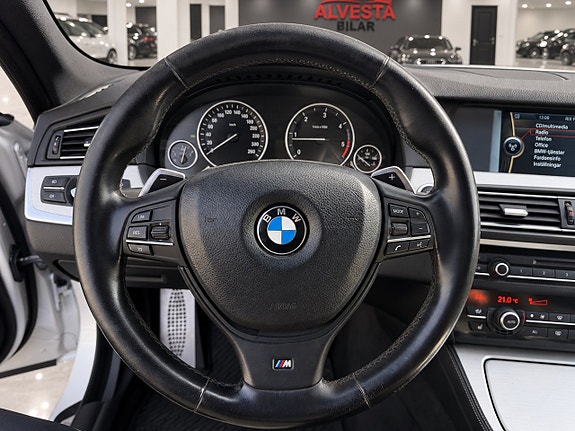 BMW 520d 14 of 15