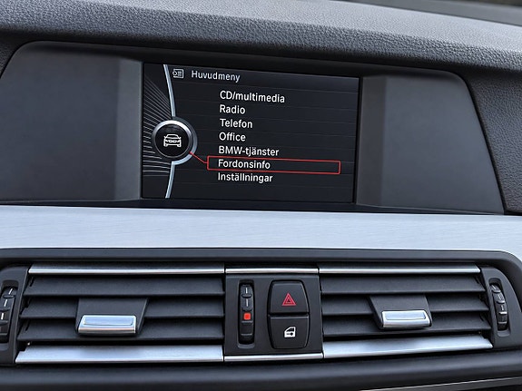 BMW 520d 11 of 15