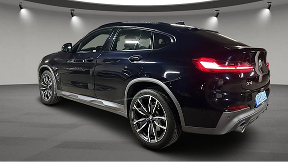 BMW X4 4 of 9